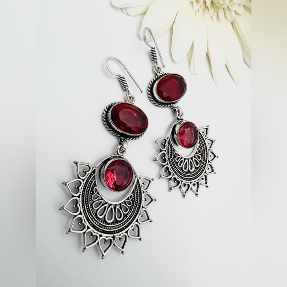 GARNET EARRINGS - Picture 10 of 14